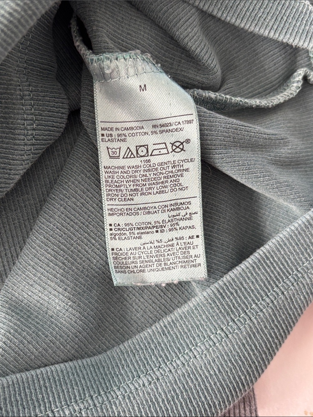 OLD NAVY SCOOP NECK RIBBED KNIT BUNDLE in Size Medium - Picture 3 of 4